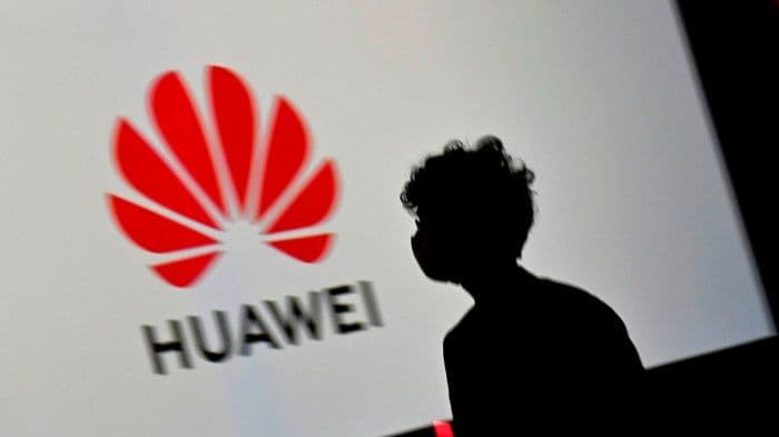 Huawei's CloudMatrix 384 Challenges Nvidia in AI Chip Supremacy