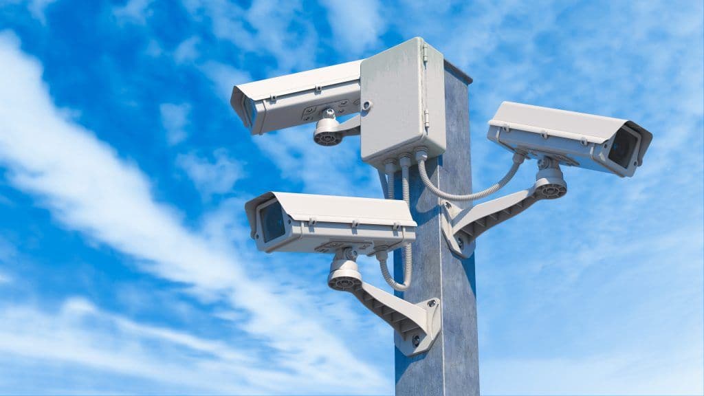 UK Police Deploy AI Cameras to Monitor Phone and Seatbelt Violations