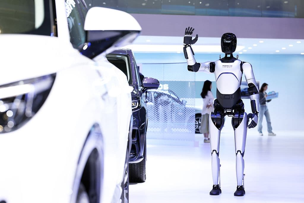 Auto Shanghai 2025 Debuts AI Humanoid Robots in Public Safety Breakthrough
